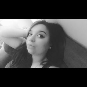 Meet your Posher, Brittany